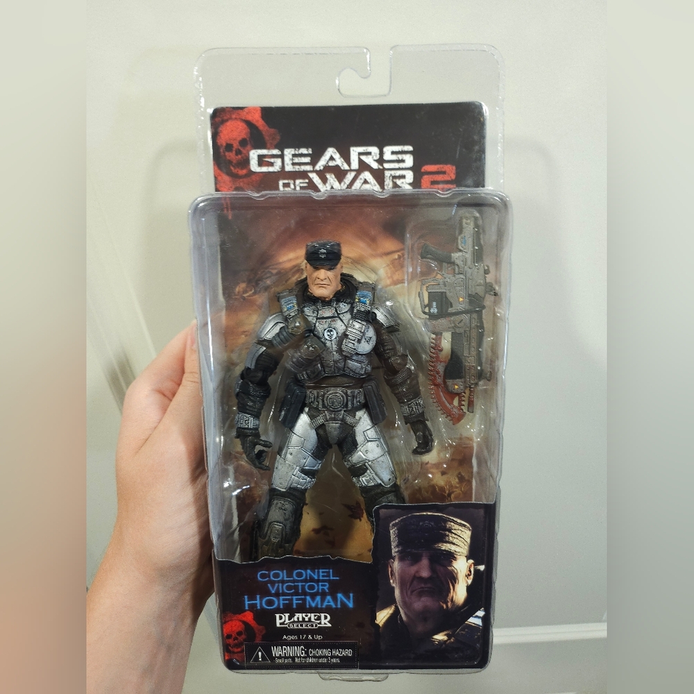 NECA Gears of War 2 Colonel Hoffman Action Figure | New In Box
